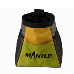 Das Bild zeigt das grün-gelbe Modell der Boulderbags MAntle von der Seite. Man erkennt die Produktdetails sowie das schwarze Logo.