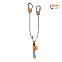 Ein Petzl Scorpio Eashook SW Klettersteigset vertikal aufgelegt vor weißem Hintergrund.