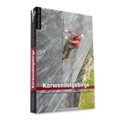 Cover des Karwendel Kletterführers mit Heinz Zack in einer Riss Route.