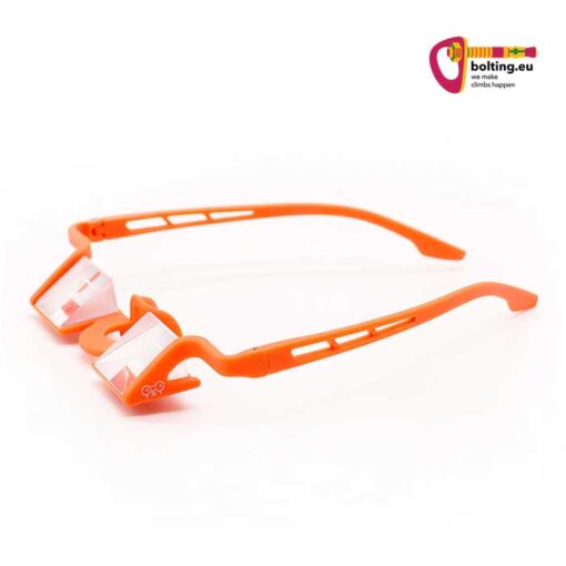 Orange YY Plasfun Evo Prismenbrille zum Klettern von der Seite. Rechts oben buntes bolting.eu Logo.