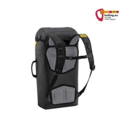 Schwarz-gelber Petzl Transport 30 Industriekletter Rucksack von der Rückseite mit schwarzen Schulterträgern.