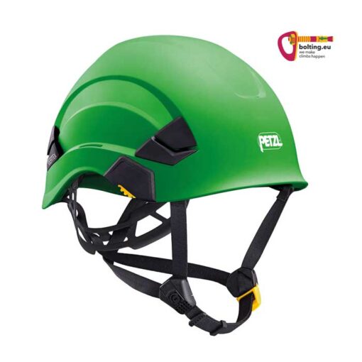 Grüner Petzl Kletterhelm zum Industrieklettern von der Seite mit Kinnband. Rechts oben buntes bolting.eu Logo.