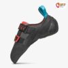 Schwarz roter Scarpa Vapor V LV Kletterschuh von der medialen Seite vor weißem Hintergrund.