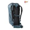 Hellblauer Blue Ice Dragonfly Kletterrucksack von der Rückseite mit Schulterträgern.