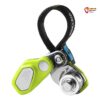 Grell grüner Edelrid Ohmega Bremsassistent für Einfachseile mit schwarzer Schlinge, aufgeklappt von der Seite.
