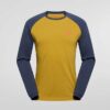 Grau gelbes La Sportiva Circolo Logo Longsleeve Herren Bio Langarm Klettershirt von der Vorderseite.