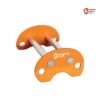 Ein Element des Singing Rock Edge Roller Kantenschutz aus orange silbernem Aluminium.