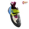 Schwarz, blau grüner La Sportiva Damen Kletterschuh schräg von oben.