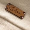 Details eines Chillaz Damen Kapuzenpullis mit aufgenähtem Logo.