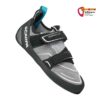 Schwarz grauer Scarpa Damen Anfänger Kletterschuh schräg von der Seite.