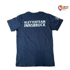 Rückseite des Teambekleidung T-Shirts der Kletterakademie Innsbruck mit Schriftzug.