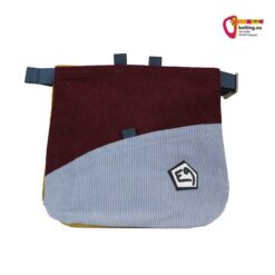 Rot-blaues E9 Gulp VS Boulder Chalkbag von der Vorderseite mit Tasche und Logo.